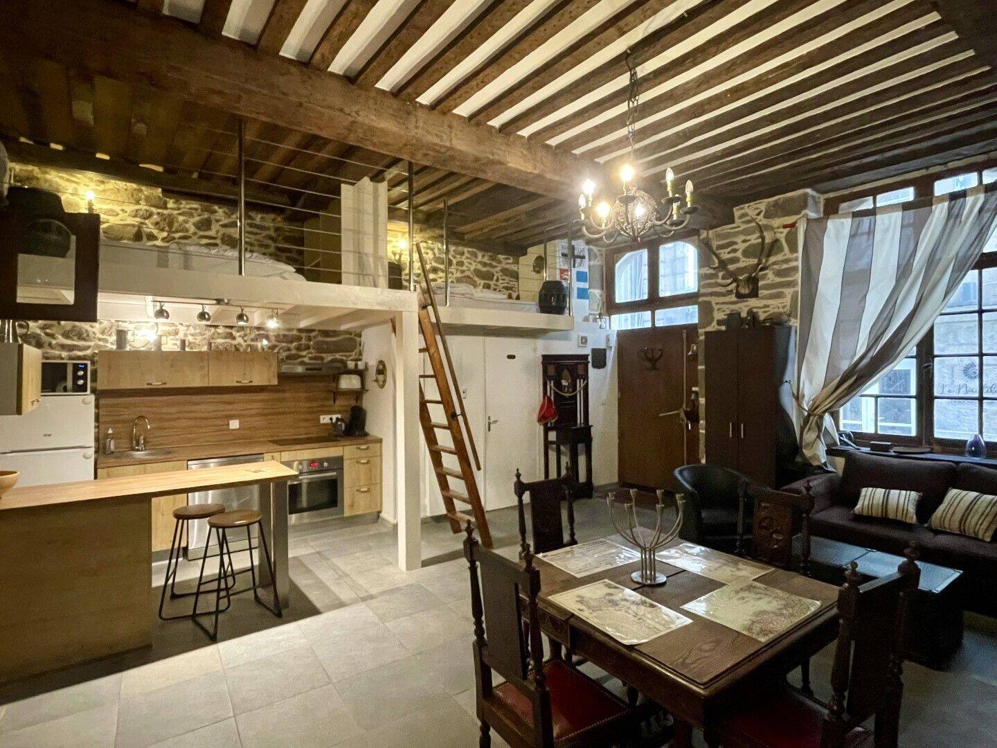 Loft de caractère au cœur de la cité corsaire, photo 3