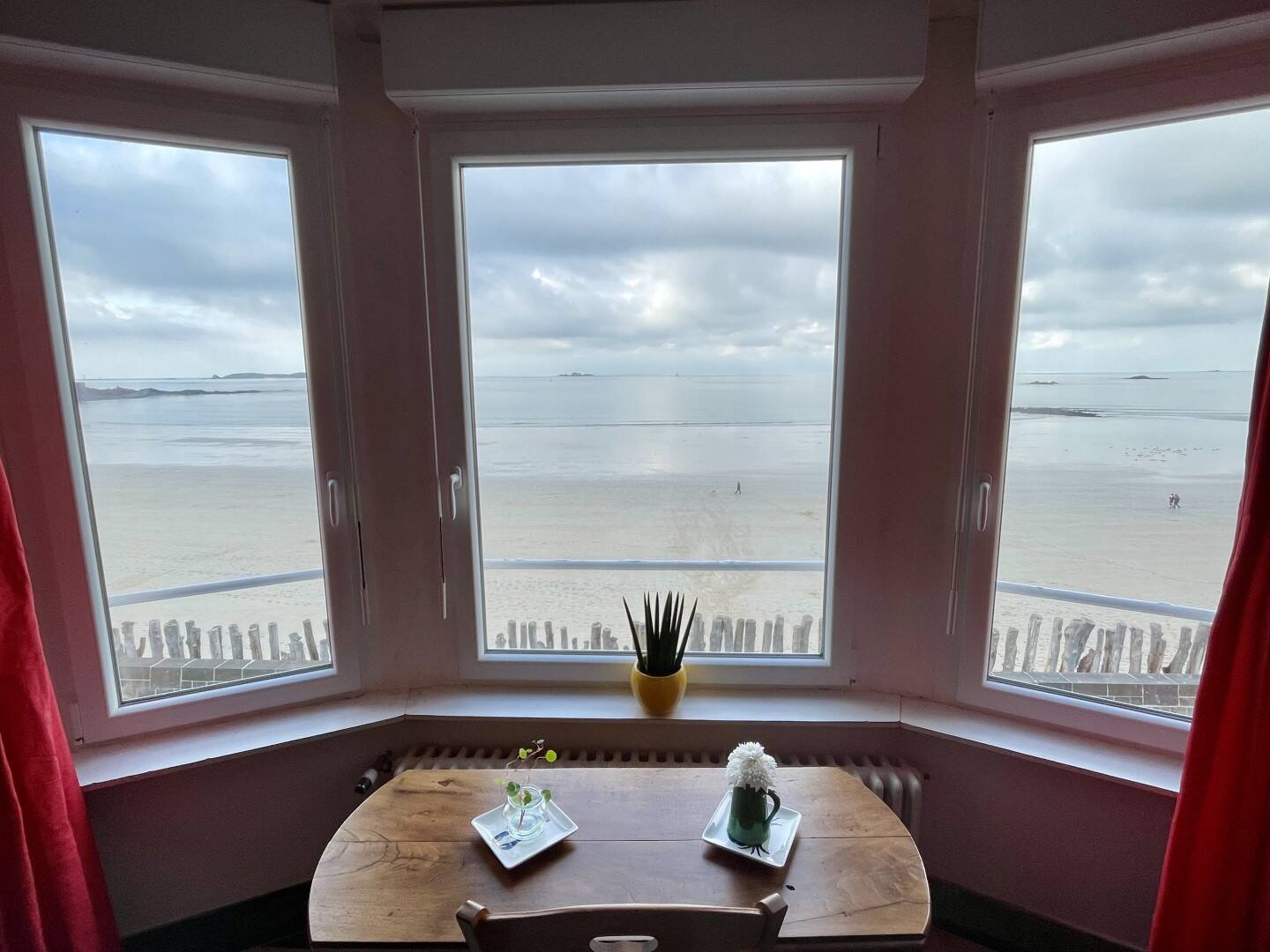 Appartement vue mer face à la plage du Sillon, photo 2